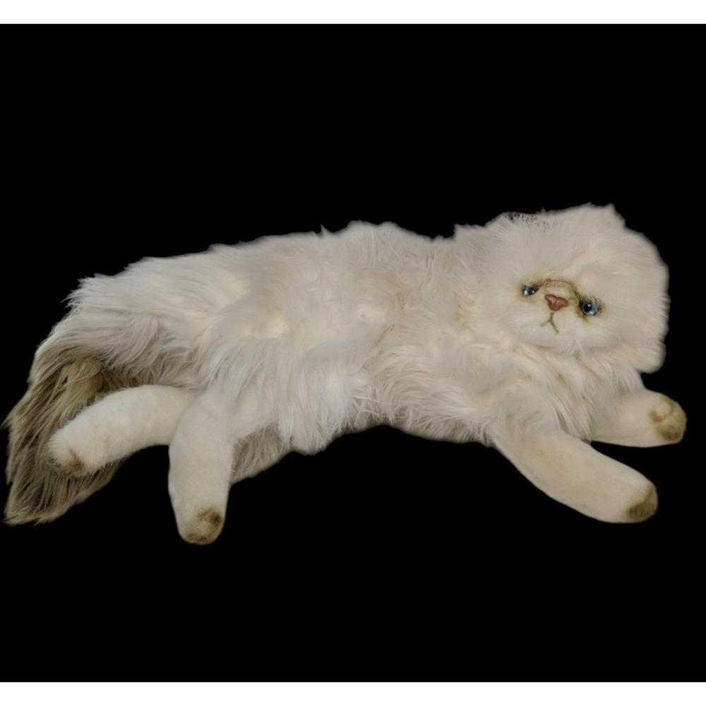 Vintage Yomiko Russ Berrie Himalayan Persian Cat Kitten Ivory Blue Eyes Korea